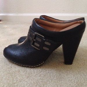 NWOT-Eurosoft slip on mules size 7M